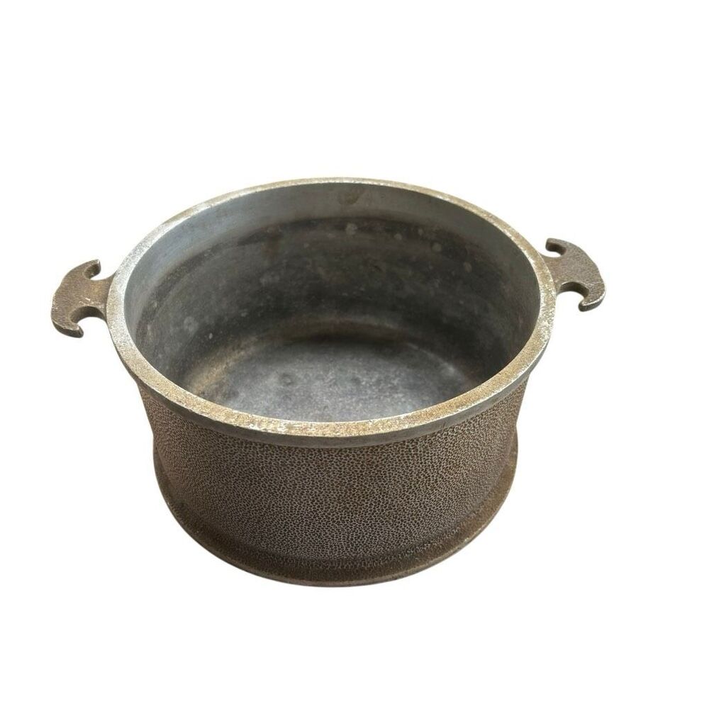 VTG Guardian Service Hammered Cast Aluminum 3 Qt Pot Pan Cookware 8-3/4” Wide
